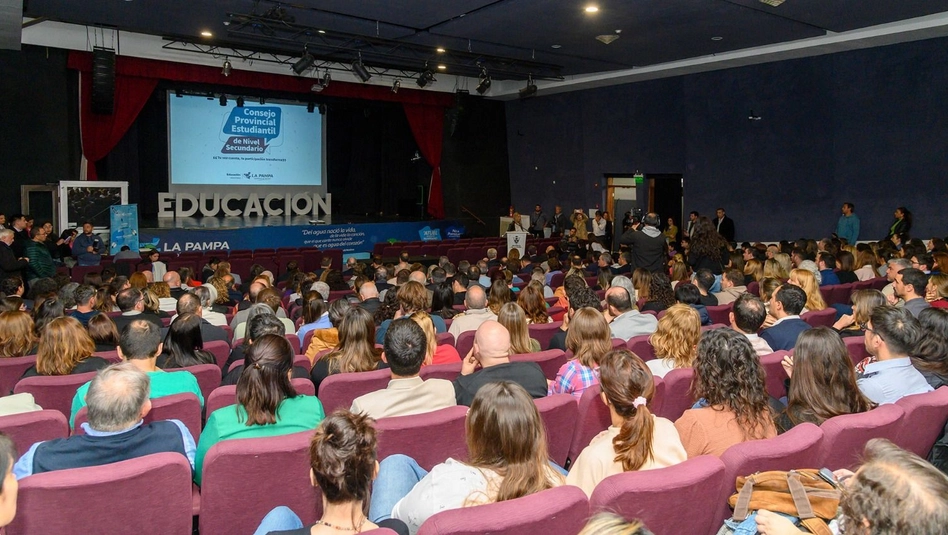 La Pampa: más de 200 preinscriptos en el primer día de las becas “Impulsar Futuro”