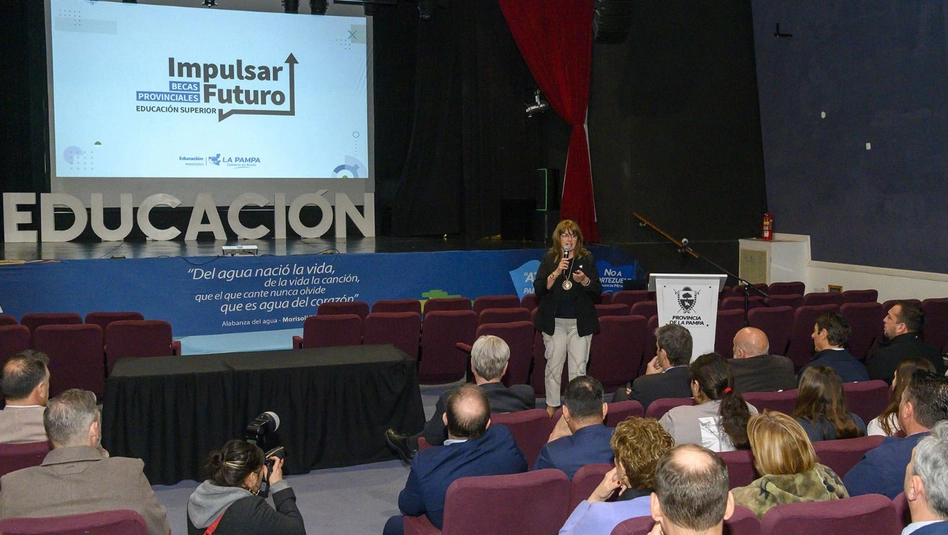 Ya son 400 los preinscriptos al programa de becas Impulsar Futuro en La Pampa