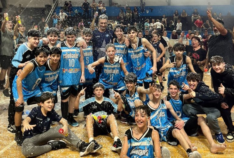 Básquetbol: Estudiantes de Santa Rosa se quedó con el título Provincial en U-13