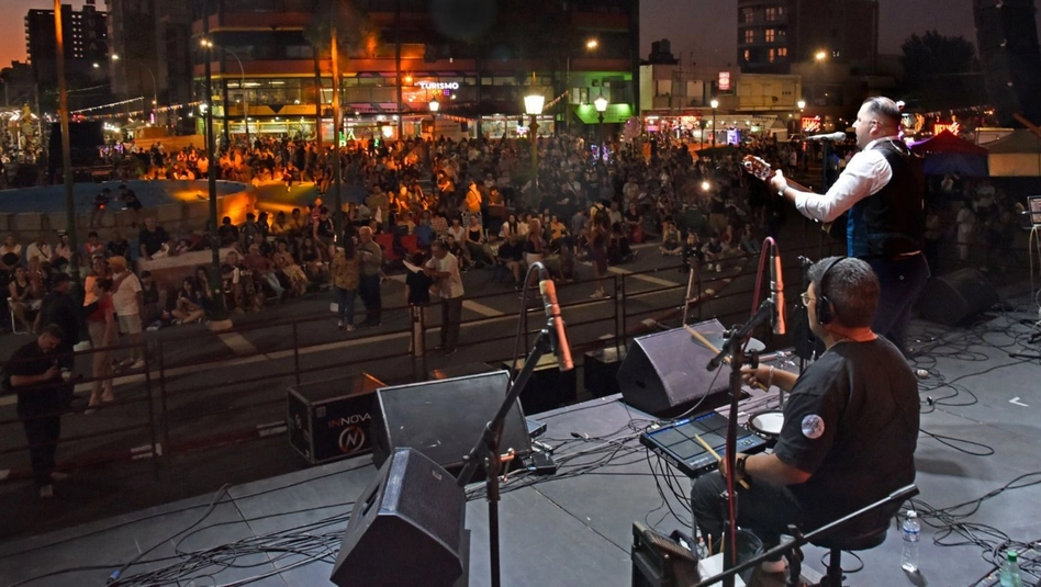 “No hay consumo por más que bajen los precios”, advierten comerciantes de Santa Rosa