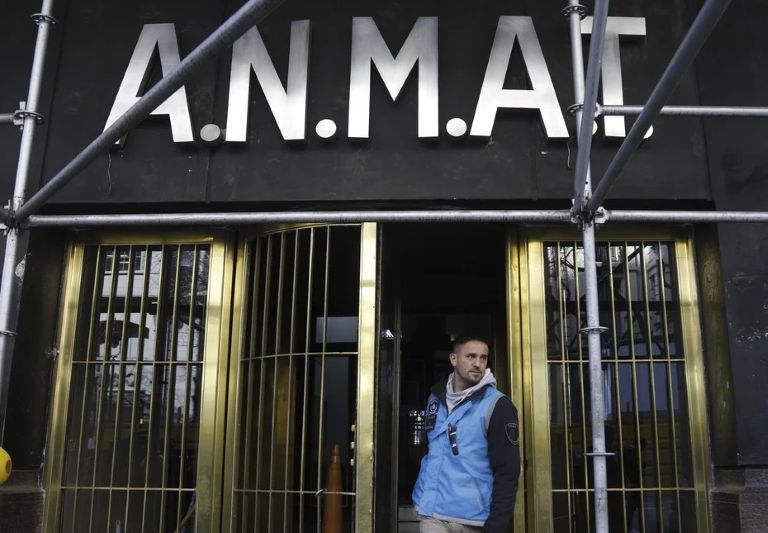 La ANMAT prohibió 18 suplementos dietarios y un medicamento para la diabetes por graves irregularidades