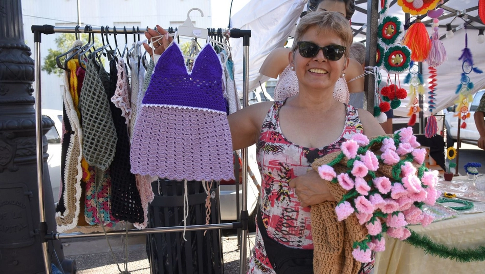 Santa Rosa: comenzó la Feria del Regalo 2025 en la Plaza San Martín