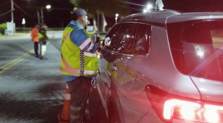 Casi mil conductores fueron sancionados por alcoholemia positiva en el país