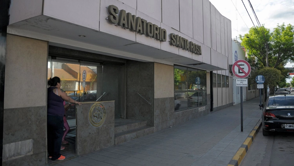 Clínicas no pagaron sueldos por la deuda millonaria del PAMI