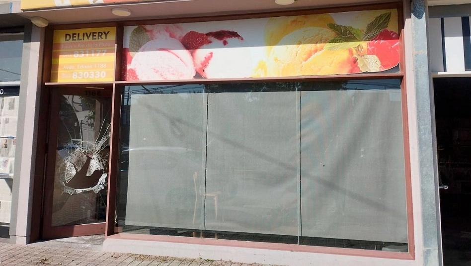 Santa Rosa: robaron en una sucursal de la heladería Arlequín durante el temporal