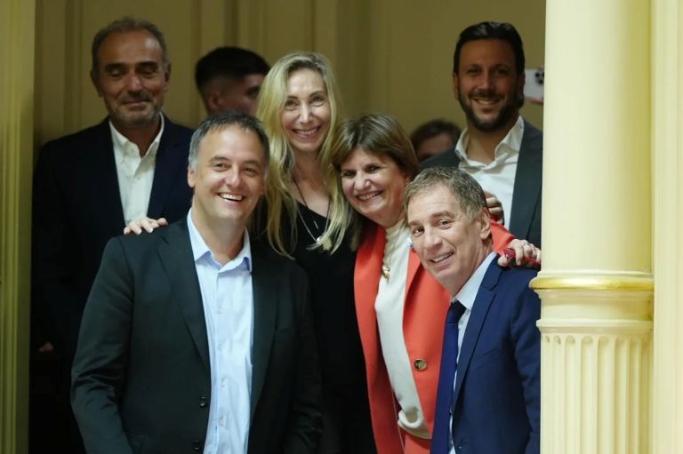 El Gobierno se anotó un triunfo legislativo, pero cedió en puntos clave de la reforma laboral