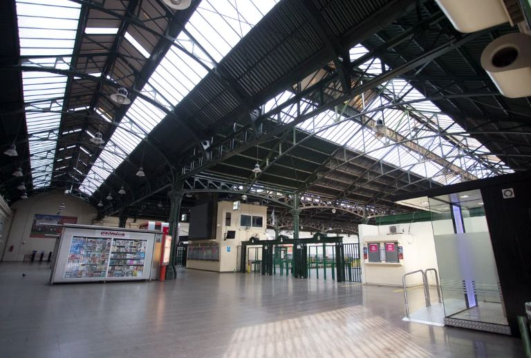 Se desarrolla el paro general de la CGT contra la reforma laboral de Milei