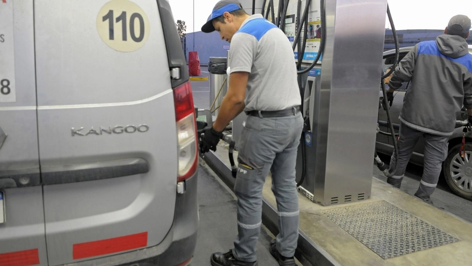 Cayó 5,1% la venta de naftas y el gasoil mostró una leve recuperación