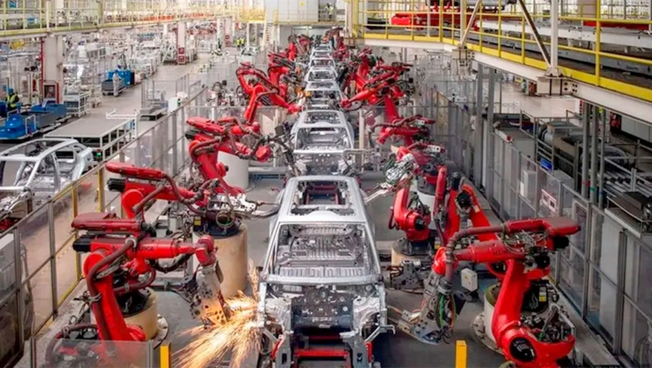 Crece la deuda de empresas y cae la inversión industrial