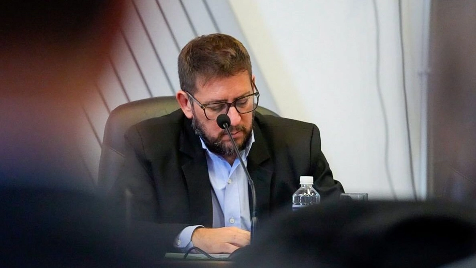 Presentan amparo por el tratamiento de la Ley de Glaciares