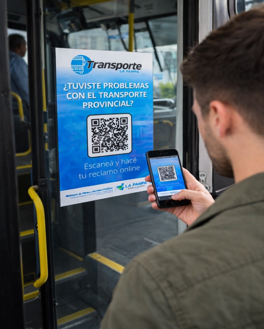 Implementan QRs en el transporte público para realizar reclamos