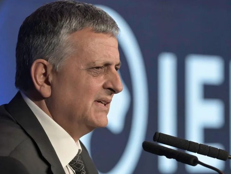 Horacio Marín dijo que YPF no tocará el precio de los combustibles