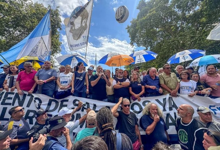 Los “duros” de la CGT buscan extender el armado del Frente de Sindicatos Unidos en todo el país