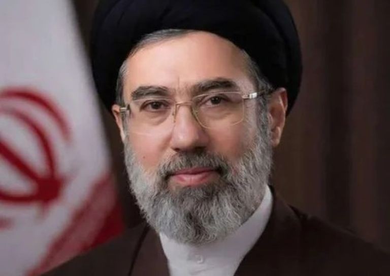 Medio Oriente: “Vengaremos la sangre de nuestros mártires”, dijo el nuevo líder supremo de Irán