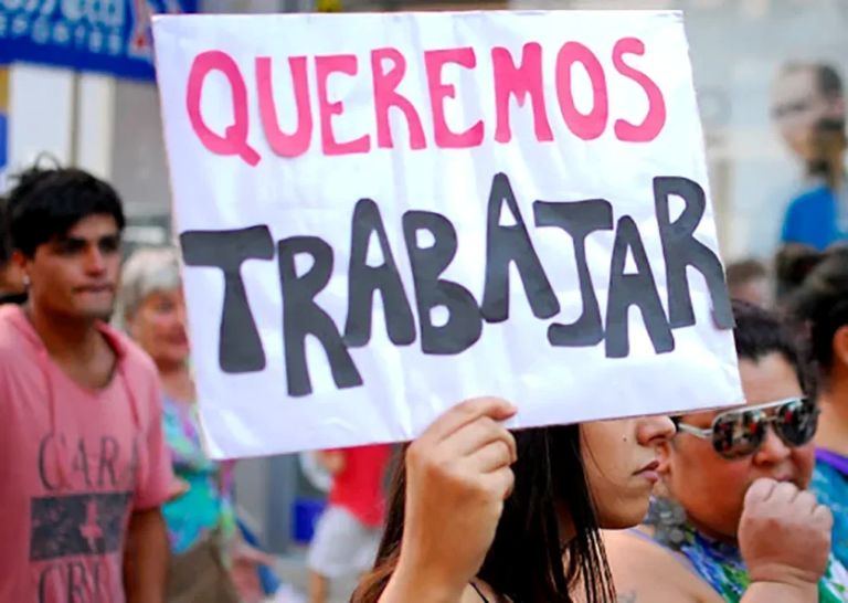 “Argentina en crisis”, con el caso de Garbarino se agrava la situación de empresas y aumentan los cierres